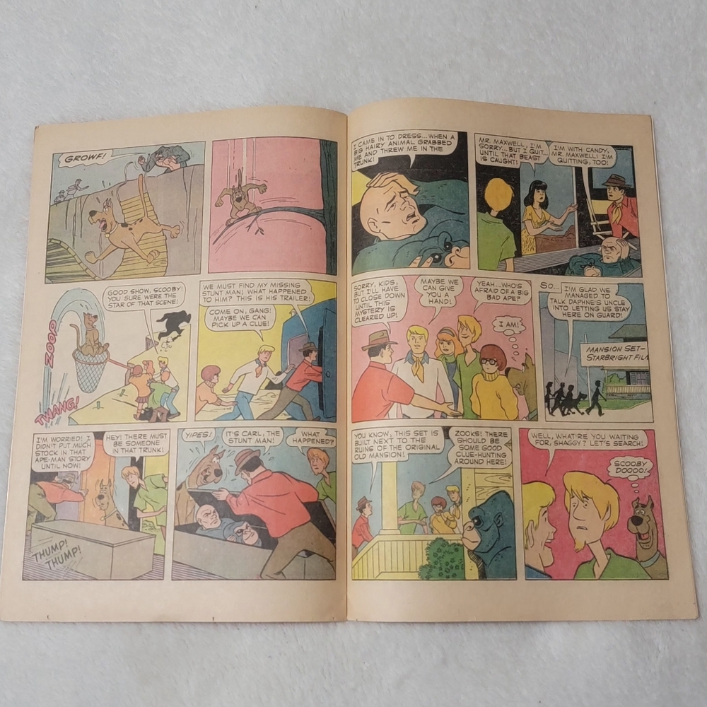 Scooby Doo #1 What A Night For A Knight Comic Book 1970 - Picture 13 of 16